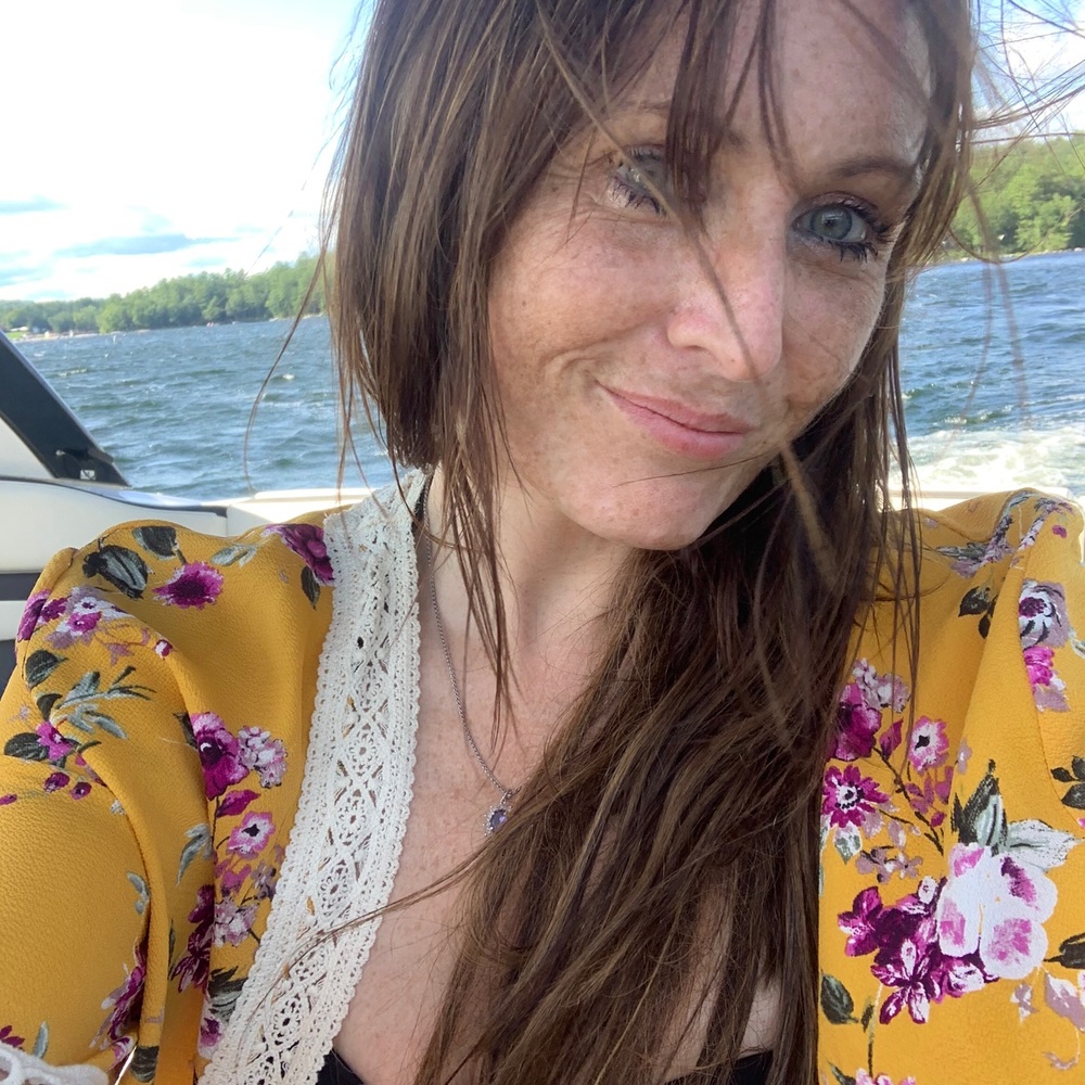 Meet your Posher, Kelly